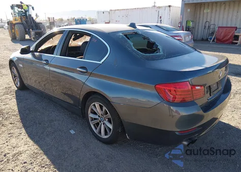 2015 BMW 528I из США, поврежденный, VIN WBA5A5C57FD523019
